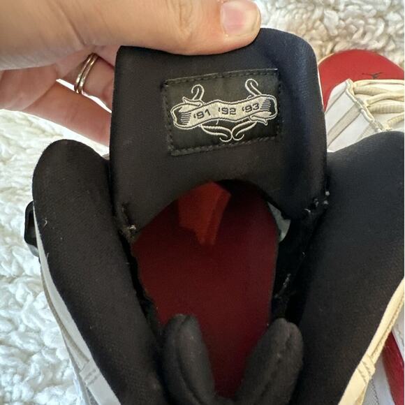 Size 10 - Jordan 6 Rings Mid University Red - Picture 12 of 16